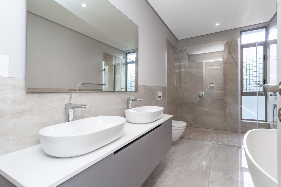 To Let 4 Bedroom Property for Rent in Camps Bay Western Cape